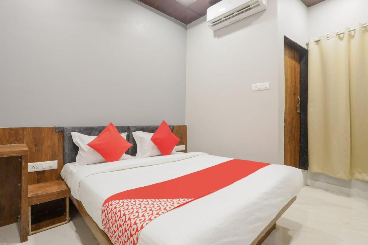 Hotel Shankar اوجاين المظهر الخارجي الصورة